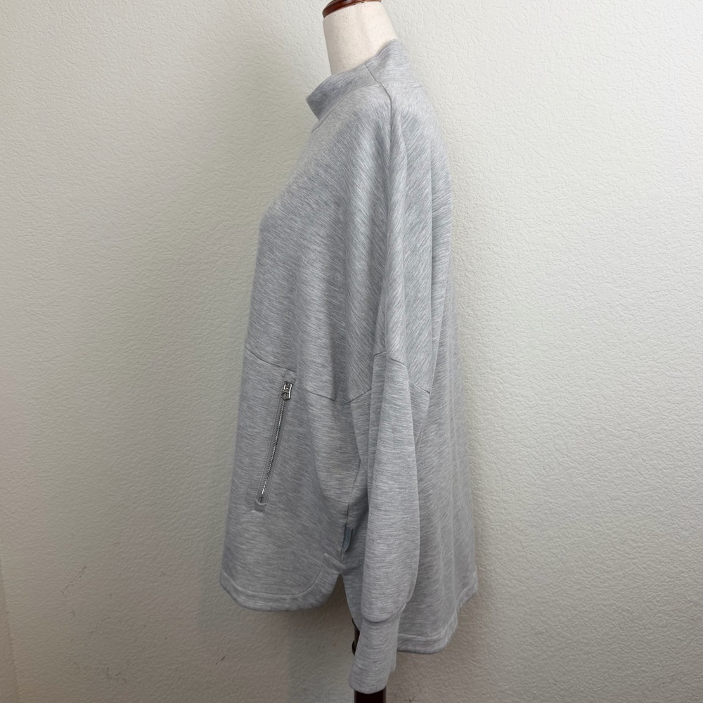 Varley Bay Sweat Pullover in Grey Marl
Size Large - Picture 13 of 15